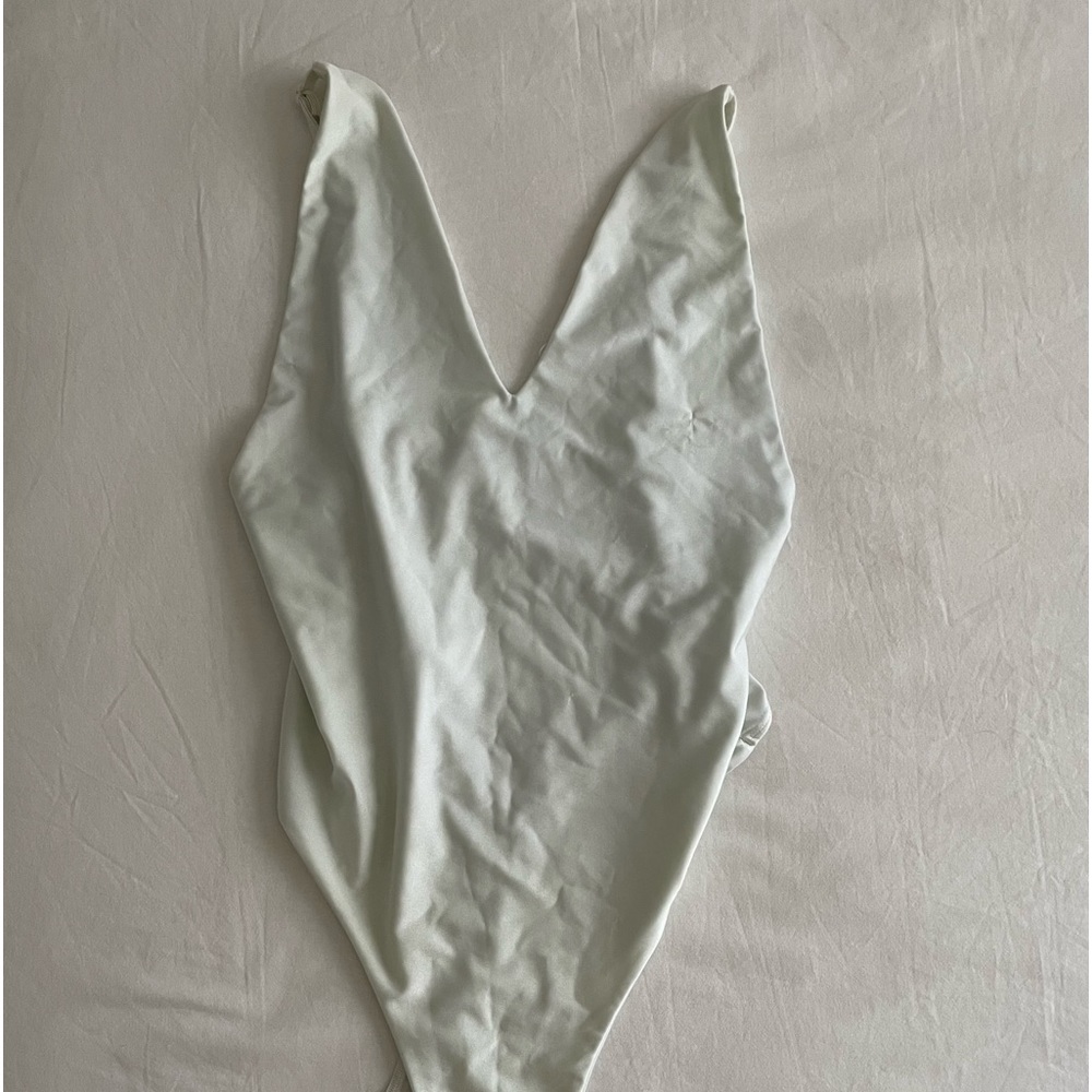 v neck body suit